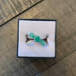 Bomb Party Ring Lab Created Teal Ice Crystal Size 9 Brand New in Box